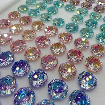 Naušnice od titanijevog legura G23, gradientni osmerokutni rose-cut dizajn, 0,9 mm šipka, polirane, unisex