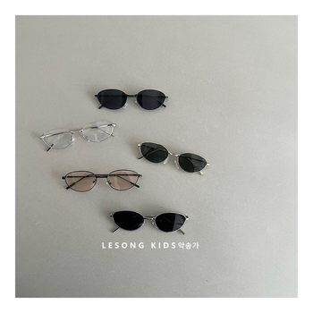 Dječje sunčane naočale s korejskim stilom za putovanja, UV380, puni okvir, plastične leće, kvadratni okvir, proljetno izdanje 2025