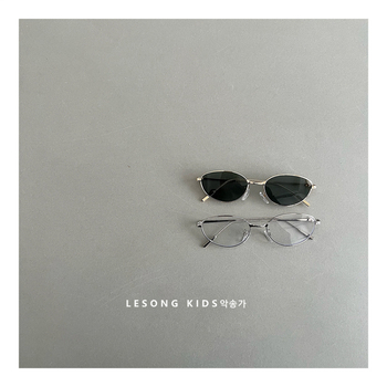 Dječje sunčane naočale s korejskim stilom za putovanja, UV380, puni okvir, plastične leće, kvadratni okvir, proljetno izdanje 2025