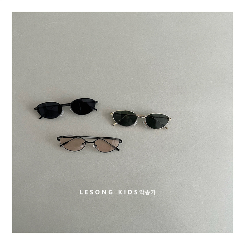 Dječje sunčane naočale s korejskim stilom za putovanja, UV380, puni okvir, plastične leće, kvadratni okvir, proljetno izdanje 2025