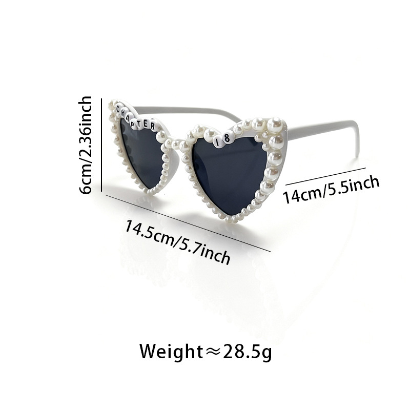 Saulesbrilles ar sirds formas pērlēm un burtiem, pilnais rāmis, universālais stils, Forest Fox privāta zīmols, ziemas 2025 izdevums