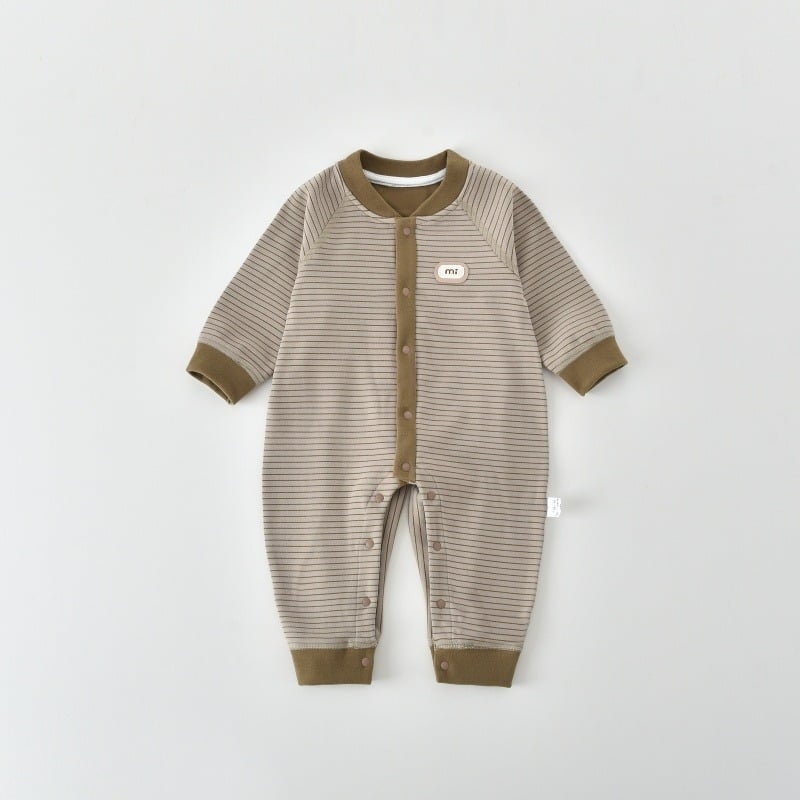 Babák számára alapréteg overál hosszú ujjú, varratszegény kialakítás, 95% poliészter + 5% elasztán, uniszex (0–12 hónap), elülső gombos zárás, vékony anyag, tavasz–ősz–tél