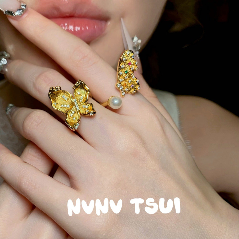 Prsten s lotusovim cvijetom od cirkonija, francuski retro stil