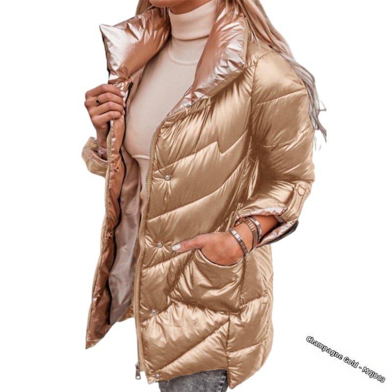 Памучно-пухено палто с дълги ръкави, свободна кройка, цип за закопчаване, пълнеж полиестер-памук, основна материя полиестерни влакна