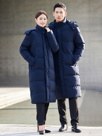 Унисекс палто с качулка, дебело памучно пълнеж, дълга кройка, цип за закопчаване, стягане в талията