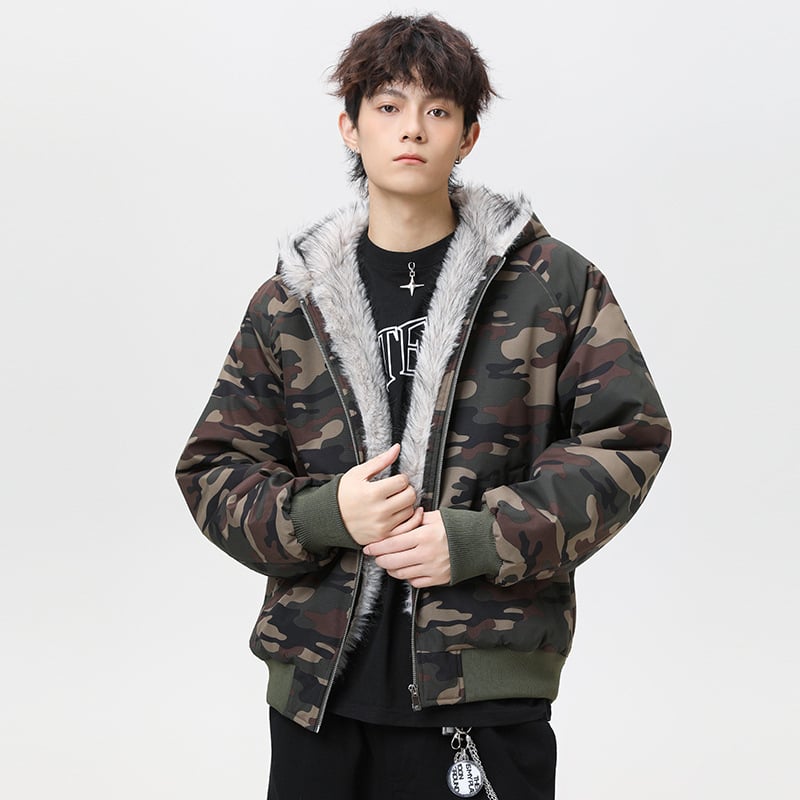 Мъжко камуфлажно яке с качулка, цип и дебела полиестерна изолация