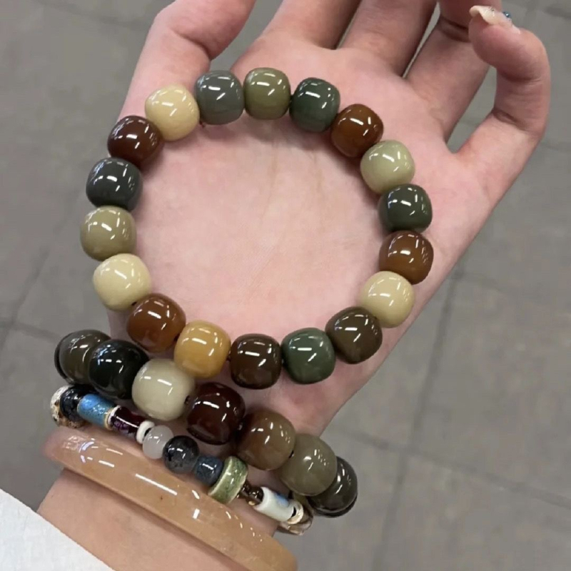 Imádsághoz készült Bodhi magos gyöngyök — Qing niantang márka; anyag: Bodhi mag; készítés: Egyéb; megjelenés: 2022 tél.