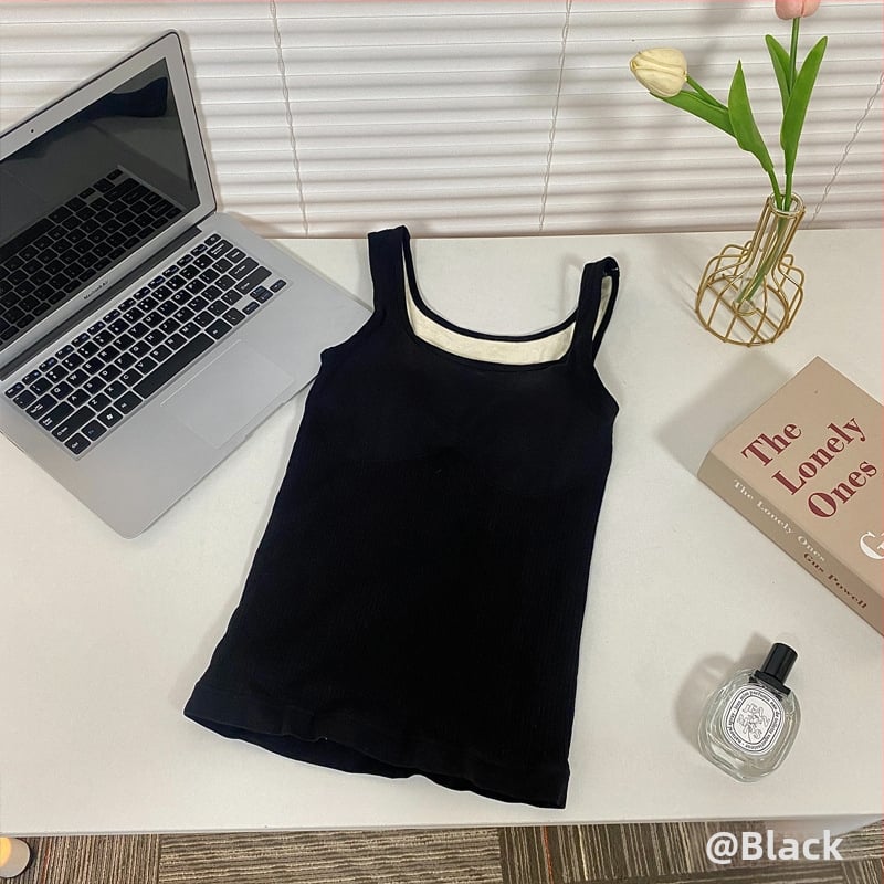 Термична жилетка с подплата от флис, нейлонова материя, U-образно деколте, двуслойна конструкция, вградени подплънки за гърди