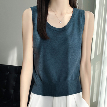 Ženski bezrukavni pleteni top s širokim ramenskim trakama, okrugli izrez, kratka duljina; Ice Silk Tencel pleteni materijal, 80-90% Tencel, 30-50% Spandex