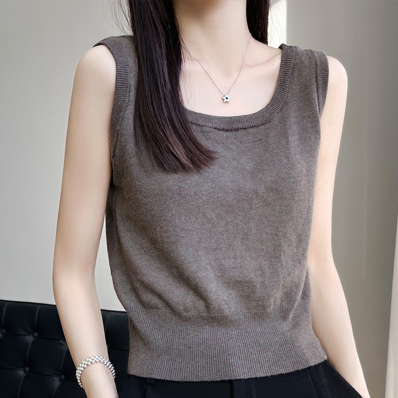 Ženski bezrukavni pleteni top s širokim ramenskim trakama, okrugli izrez, kratka duljina; Ice Silk Tencel pleteni materijal, 80-90% Tencel, 30-50% Spandex
