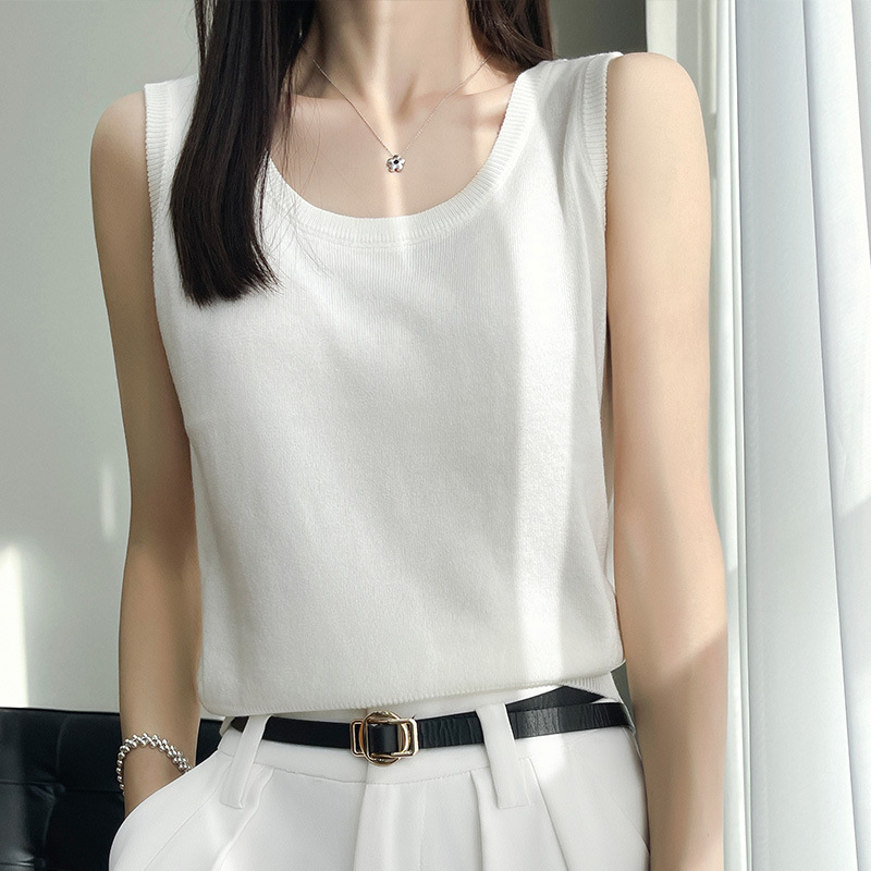 Ženski bezrukavni pleteni top s širokim ramenskim trakama, okrugli izrez, kratka duljina; Ice Silk Tencel pleteni materijal, 80-90% Tencel, 30-50% Spandex