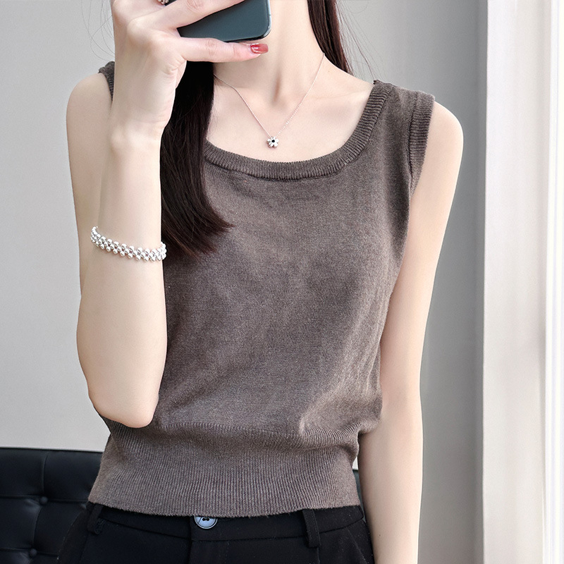 Ženski bezrukavni pleteni top s širokim ramenskim trakama, okrugli izrez, kratka duljina; Ice Silk Tencel pleteni materijal, 80-90% Tencel, 30-50% Spandex