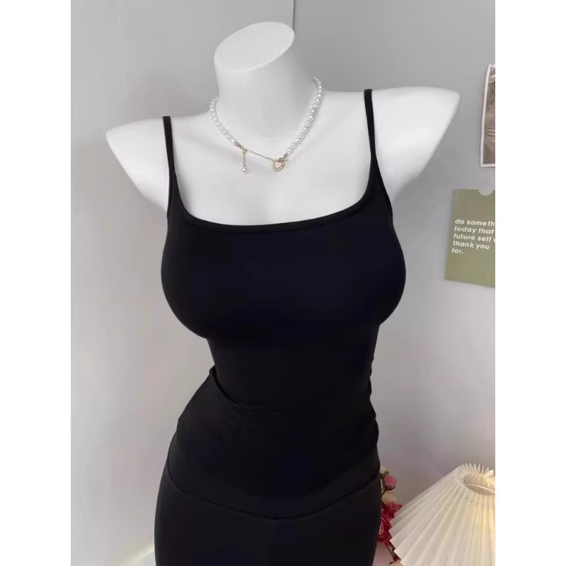 Ženski tank top s ugrađenim jastučićima za prsa, dvostruke naramenice, slim fit, visokoza, japansko-korejski opušten stil (ljeto 2025)