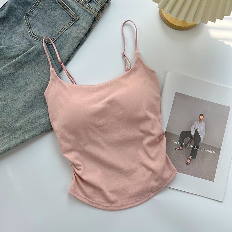 Pamut Spagetti pántos top beépített melltartó betéttel, rétegezéshez vagy önálló viseléshez, vékony anyag 101–120 g/m², kerek nyak