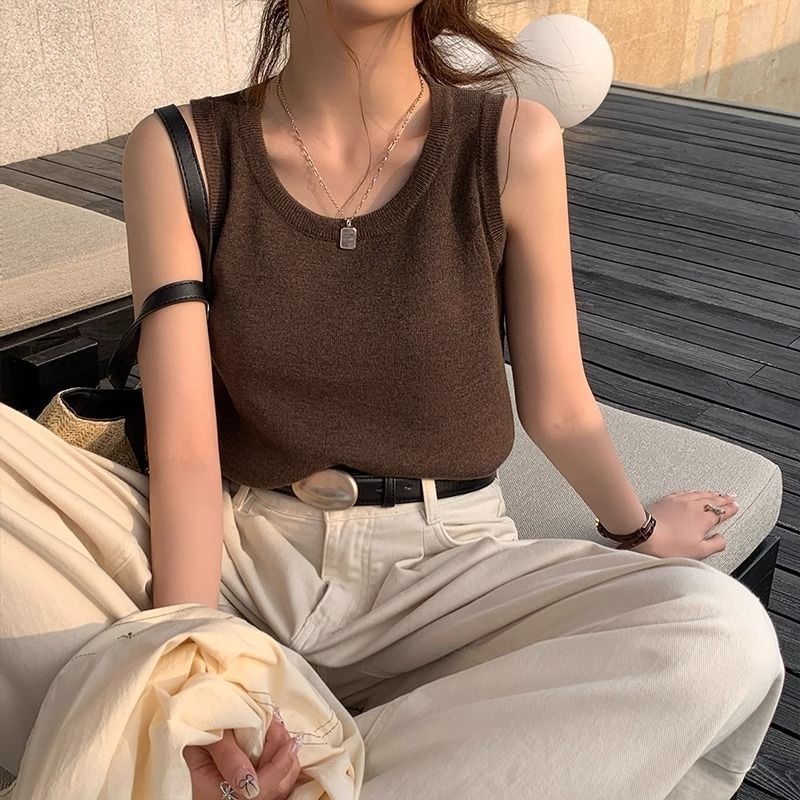 Ženski bezrukavni top, narameničasti stil (sling), gradski stil, A-kroj, poliester, visoka elastičnost