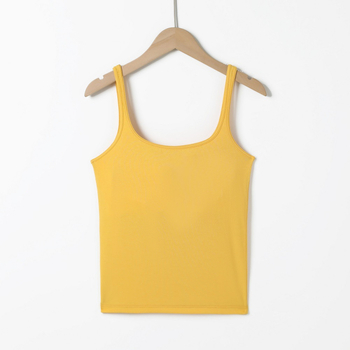 Tank top s trakama i ugrađenim jastučićem za dojke, U-leđa, nizak izrez — viskoza 50–70%