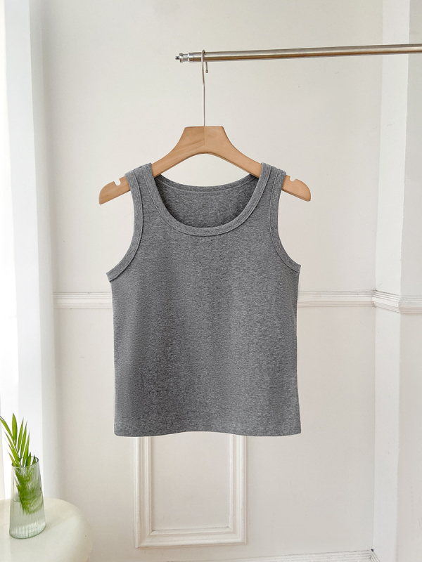 Ženski bezrukavni top, uski kroj, pamuk-elastan mješavina, visoka elastičnost, duljina 50–65 cm, proljeće 2025