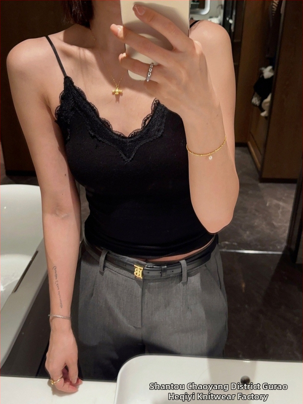 Ženski kamizol s čipkastim panelom i ugrađenom jednom čašom bazom, pamuk, V-izrez, vest stil, sve sezone