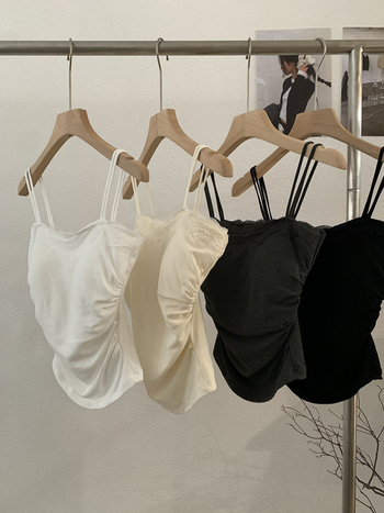 Camisola uskog kroja, kratka duljina, pamuk tkanina, 80–90% pamuka, visoka elastičnost