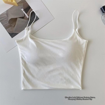 Pamuk cami top bez šavova – jednostavan dizajn, četvrtasti ovratnik, sadržaj pamuka 90–95%, srednja gramatura