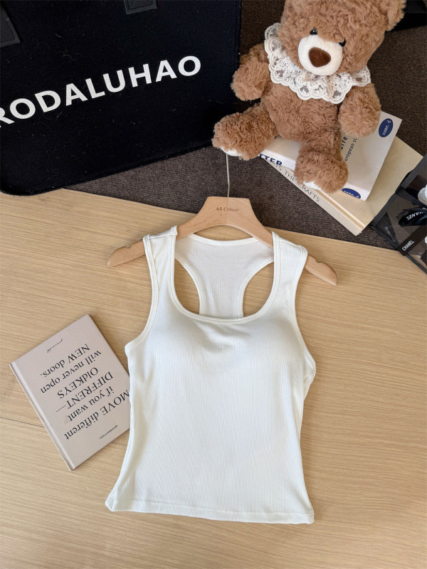 Ženski pamučni camisole top s Y-ramenima, uski kroj, mikroelastičnost, pull-over stil