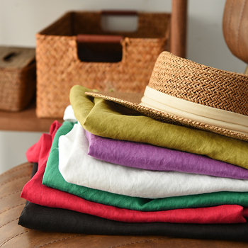 Camisola od pamuka i lana, slobodan kroj, duljina 50–65 cm, sadržaj pamuka 50–70%, naramenice ne skinute