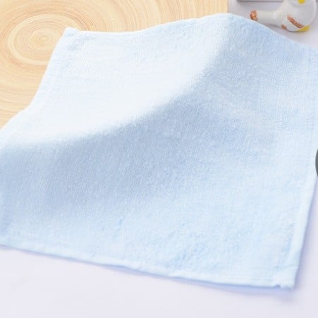 Dječji kvadratni ručnik za lice – bambus vlakna, 100% bambus, fina vlakna, ravna pletenina, jednodelna pređa, 20 g, apsorpcija 11–15 s, ispisan logotip, prilagodljivo