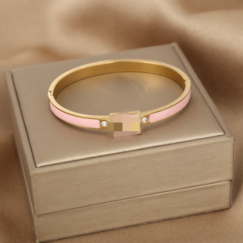 Brățară email cu litera H pentru femei, din oțel inoxidabil, închidere cu cataramă, electroplacare, 19 g, brand Nothing, stil urban modern (Material: oțel inoxidabil; Procesare: electroplacare; Greutate: 19 g; Brand: Nothing)