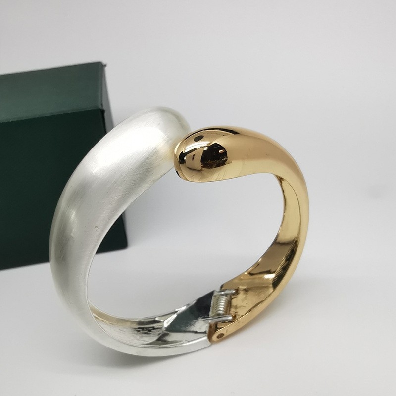 Narukvica od cinkovog legura s elektroplatiranjem, originalni dizajn, neravnomjerna asimetrija, 65 g