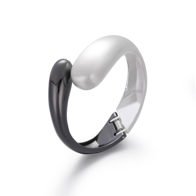 Narukvica od cinkovog legura s elektroplatiranjem, originalni dizajn, neravnomjerna asimetrija, 65 g