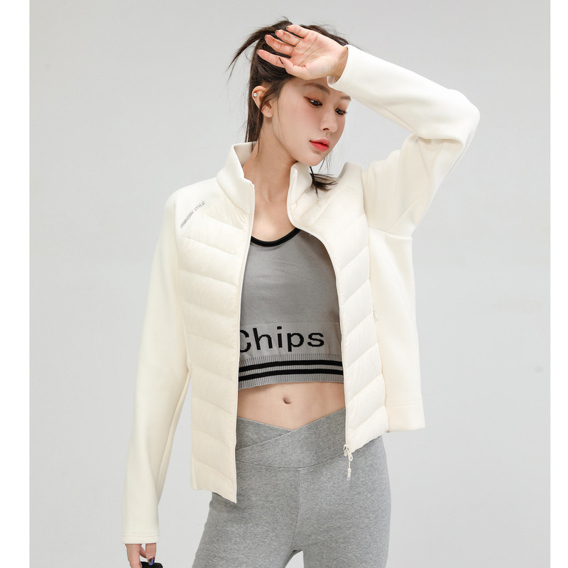 Дамско кашмирено яке с пълнител от гуска пух 101–200 г, свободен силует, цип отпред, кръгла яка, къс модел, зима 2024