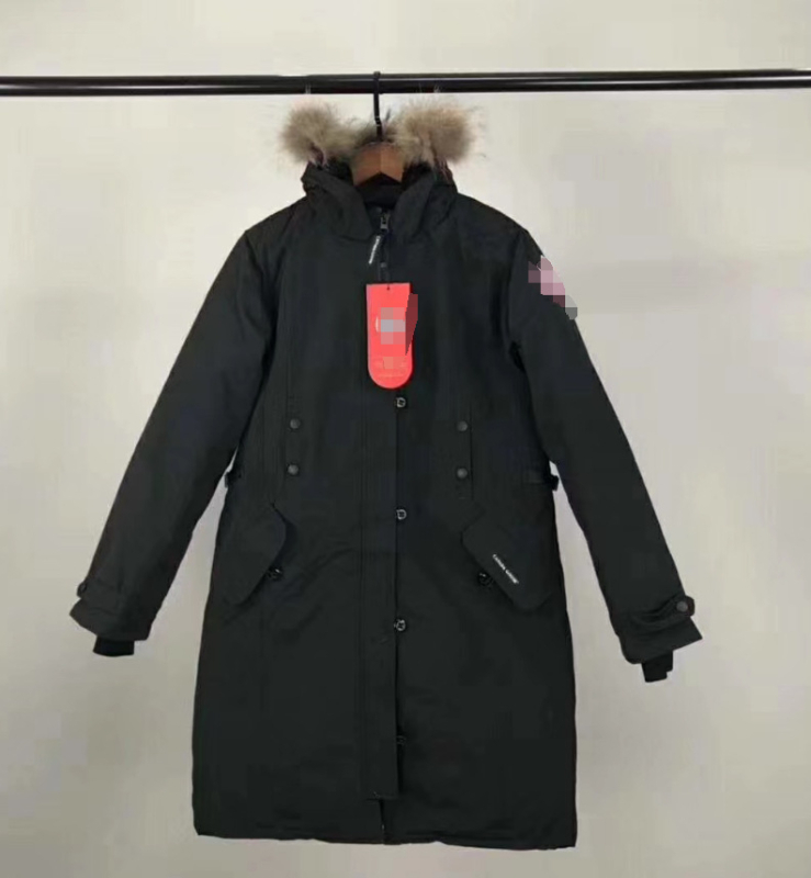 Дамско пухено яке с изолация от бял патицов пух, кашмир 76–80%, дебело, със яка от косъм на енот, средна дължина