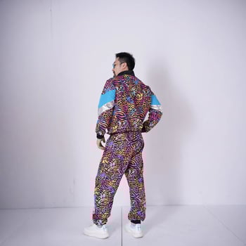 Retro Helovyno scenos kostiumas: striukės-viršutinis su ilgomis rankovėmis ir kelnes, 80-ųjų šokių/aerobikos stilius, pavasaris 2025, audiniai poliesteris ir acetatas