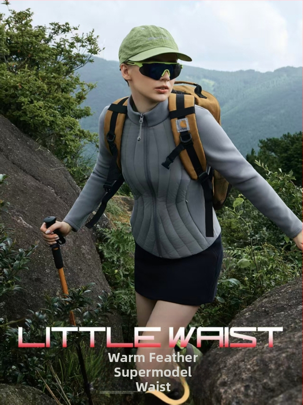 Női pehelydzseki kacsa tollal töltve, állig érő gallér, cipzár, normál hosszúságú