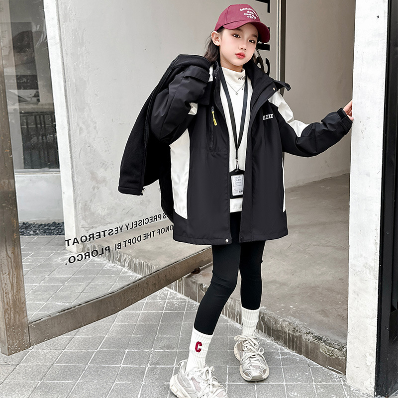 3-in-1 gyerek kabát levehető dizájnnal, ősz 2025 – kapucnis, középhosszú, cipzáras záródás, poliészter külső, pamut bélés