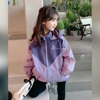Lányoknak szóló kapucnis kabát tavasz–ősz 2025, színblokkoló design, 96% pamut, kényelmes stílus
