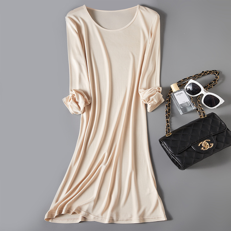 Νυχτερινό φόρεμα από Mulberry Silk, στρογγυλός λαιμός, μακριά μανίκια, φαρδιά γραμμή, μεσαίου μήκους, διαπνέουσα