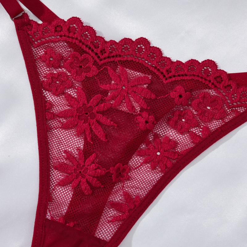 Νυχτικό με τιράντες και δαντελένιο πλέγμα – V-λαιμός, μεσαίο μήκος