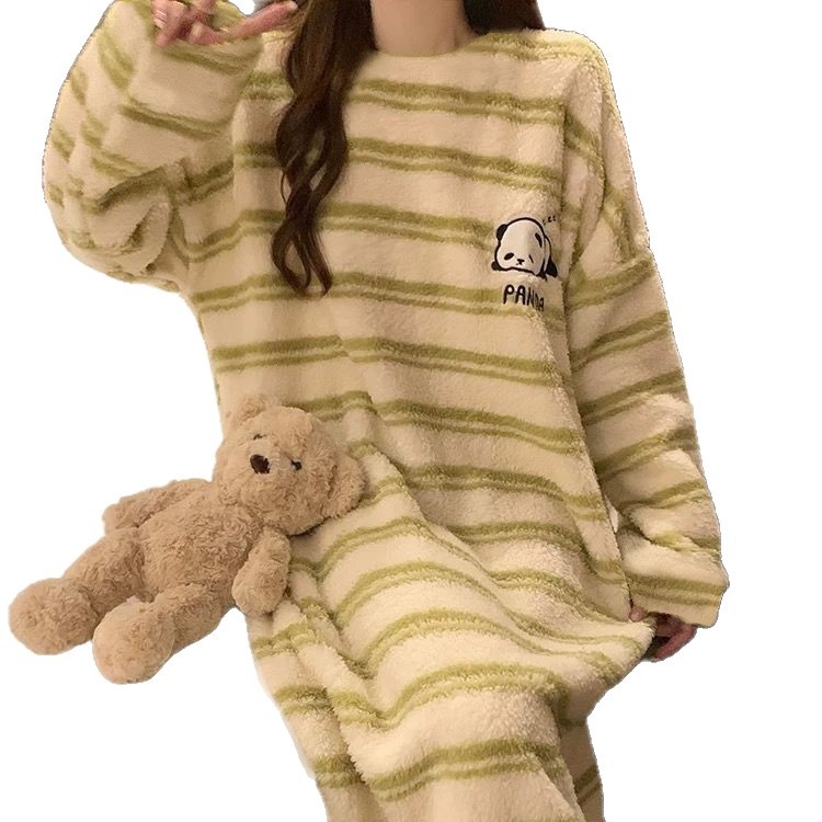 Νυχτικό με κουκούλα σε στυλ καρτούν από Coral Fleece, παχύ 251–300 g/m2, μακριά φούστα