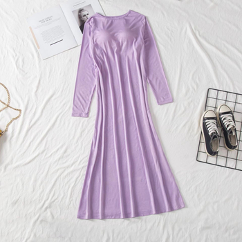 Νυχτικό Modal με μακριά μανίκια και ενσωματωμένες επενδύσεις στήθους – οικιακή ενδυμασία, άνετη γραμμή, λαιμόκοψη σε στρογγυλό κόψιμο, 90–95% Modal