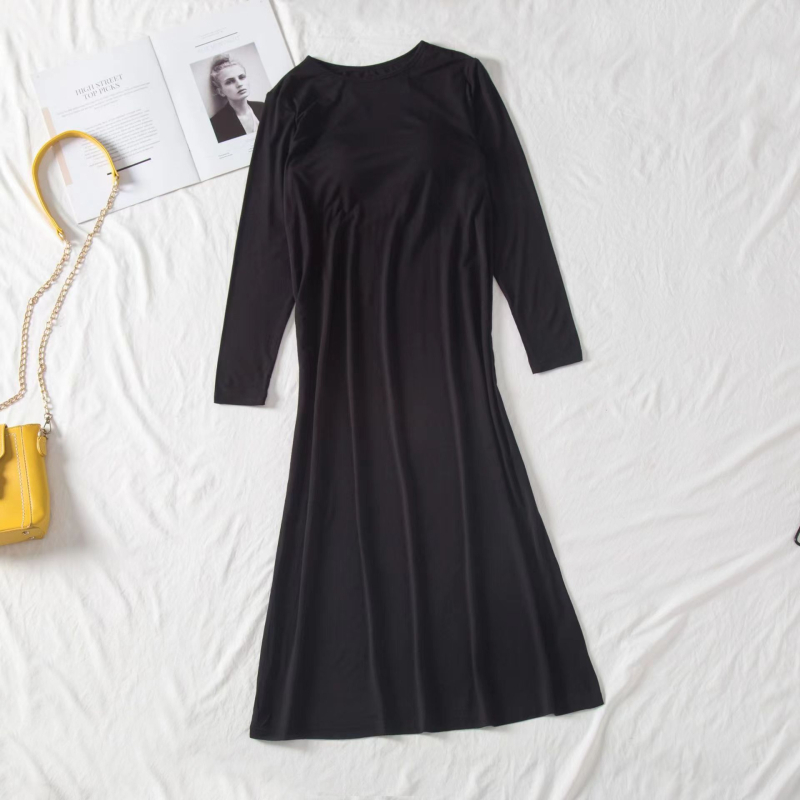 Νυχτικό Modal με μακριά μανίκια και ενσωματωμένες επενδύσεις στήθους – οικιακή ενδυμασία, άνετη γραμμή, λαιμόκοψη σε στρογγυλό κόψιμο, 90–95% Modal