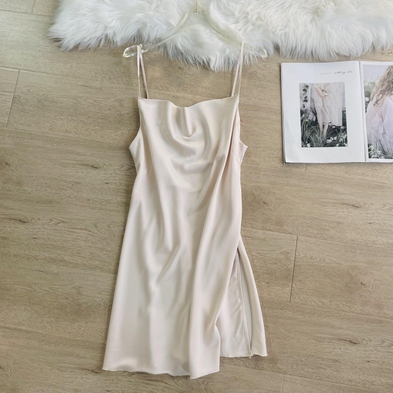 Νυχτερινό νυχτικό με V‑λαιμό, τιράντες, λεπτό πολυεστερικό ύφασμα, κορεατικό στυλ, σχίσιμο