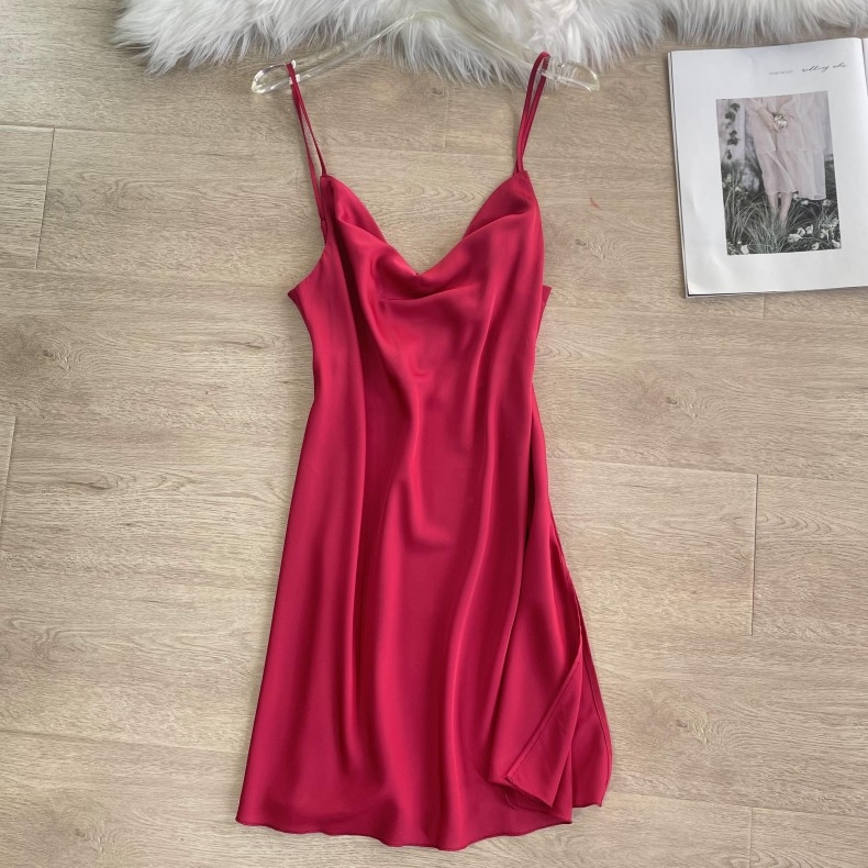 Νυχτερινό νυχτικό με V‑λαιμό, τιράντες, λεπτό πολυεστερικό ύφασμα, κορεατικό στυλ, σχίσιμο