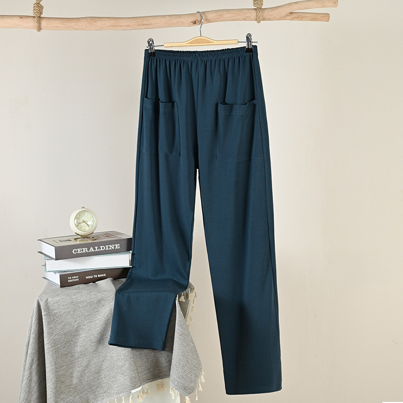 Vīriešu pidžamu bikses – 95-100% kokvilna, auduma blīvums 181-200 g/m2, brīvs griezums, ērti mājas lietošanai