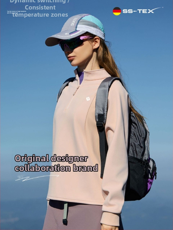 Νάιλον μπουφάν με κέντημα λογότυπου, κουκούλα, σταθερός γιακάς, μακριά μανίκια ραγκλαν, χαλαρή γραμμή