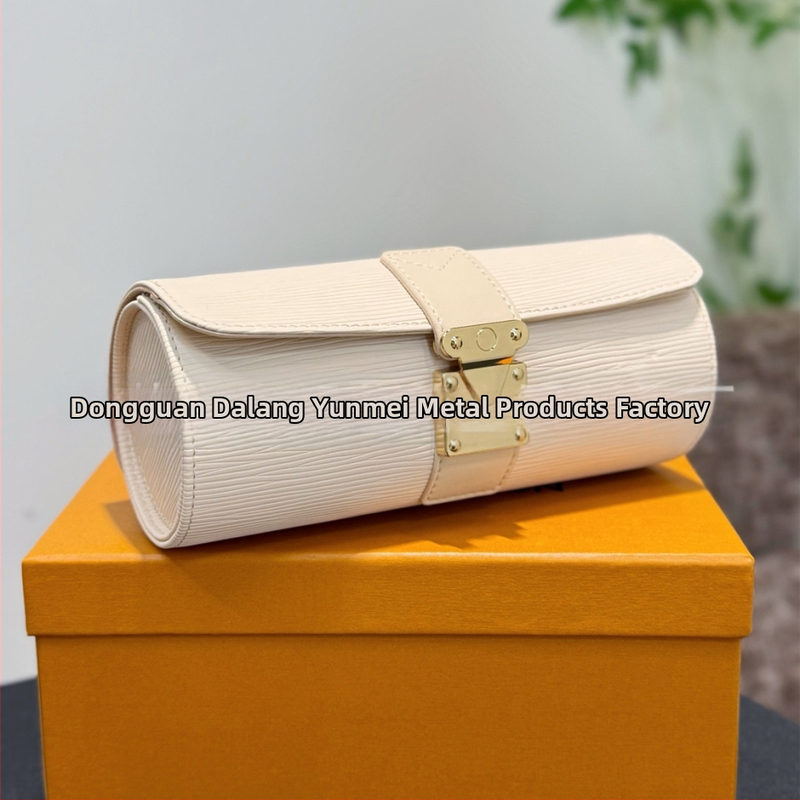 Цилиндрично оформена кутия за часовници и бижута от износоустойчива кожа, луксозен стил, голям капацитет; 100 броя; внос: Не; печат на лого: Не е възможен; персонализация: Не; пуск: Пролет 2025