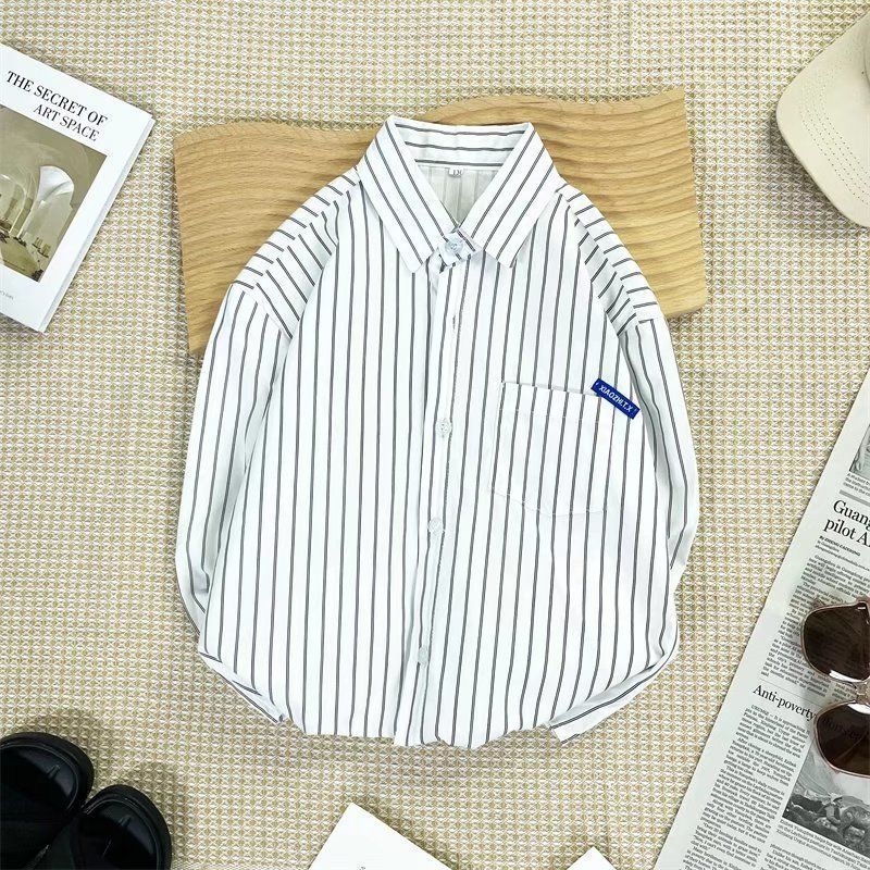 Fiúknak szóló háromrészes szett: hosszú ujjú ing és nadrág, rácsos mintázat, őszre