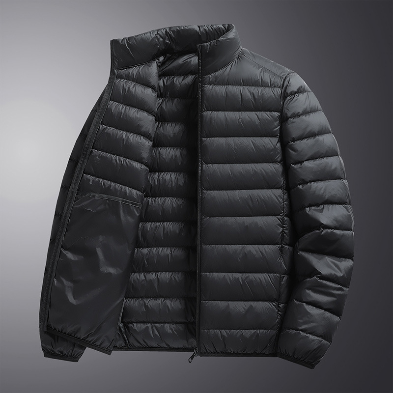 Férfi tollkabát — szélálló, könnyű, külső nylon, töltet fehér kacsapú 46–50%, loft 550