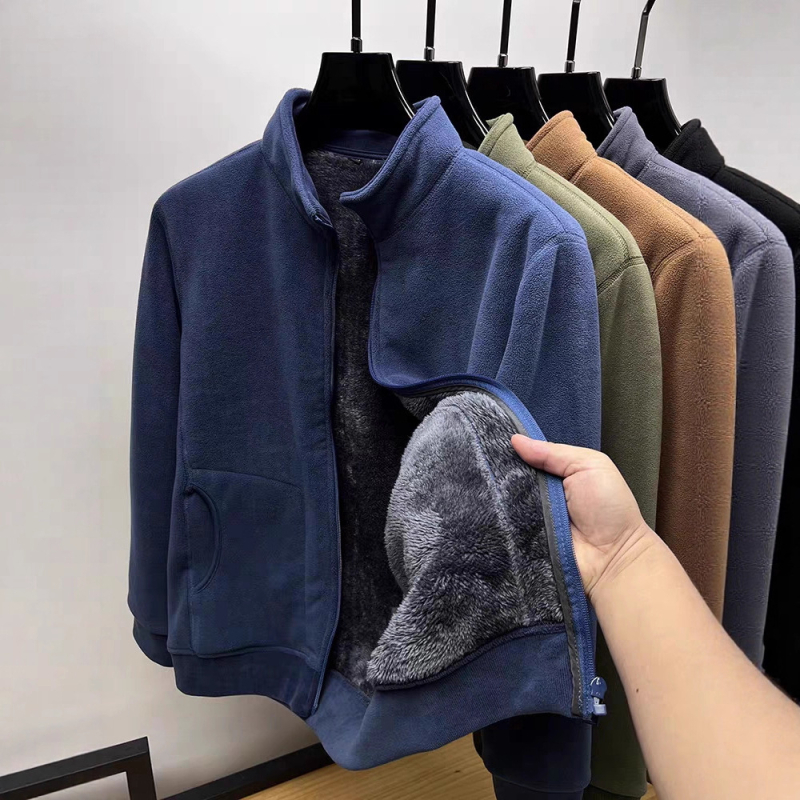 Ανδρικό φλίς μπουφάν με γιακά-στάντ, φερμουάρ, επένδυση φλίς, πλαϊνές τσέπες