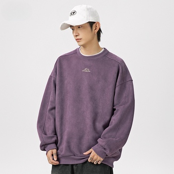 Férfi pulóver pamut bélésű, kerek nyakú, hosszú ujjú, laza szabású, text hímzés velúr részletekkel